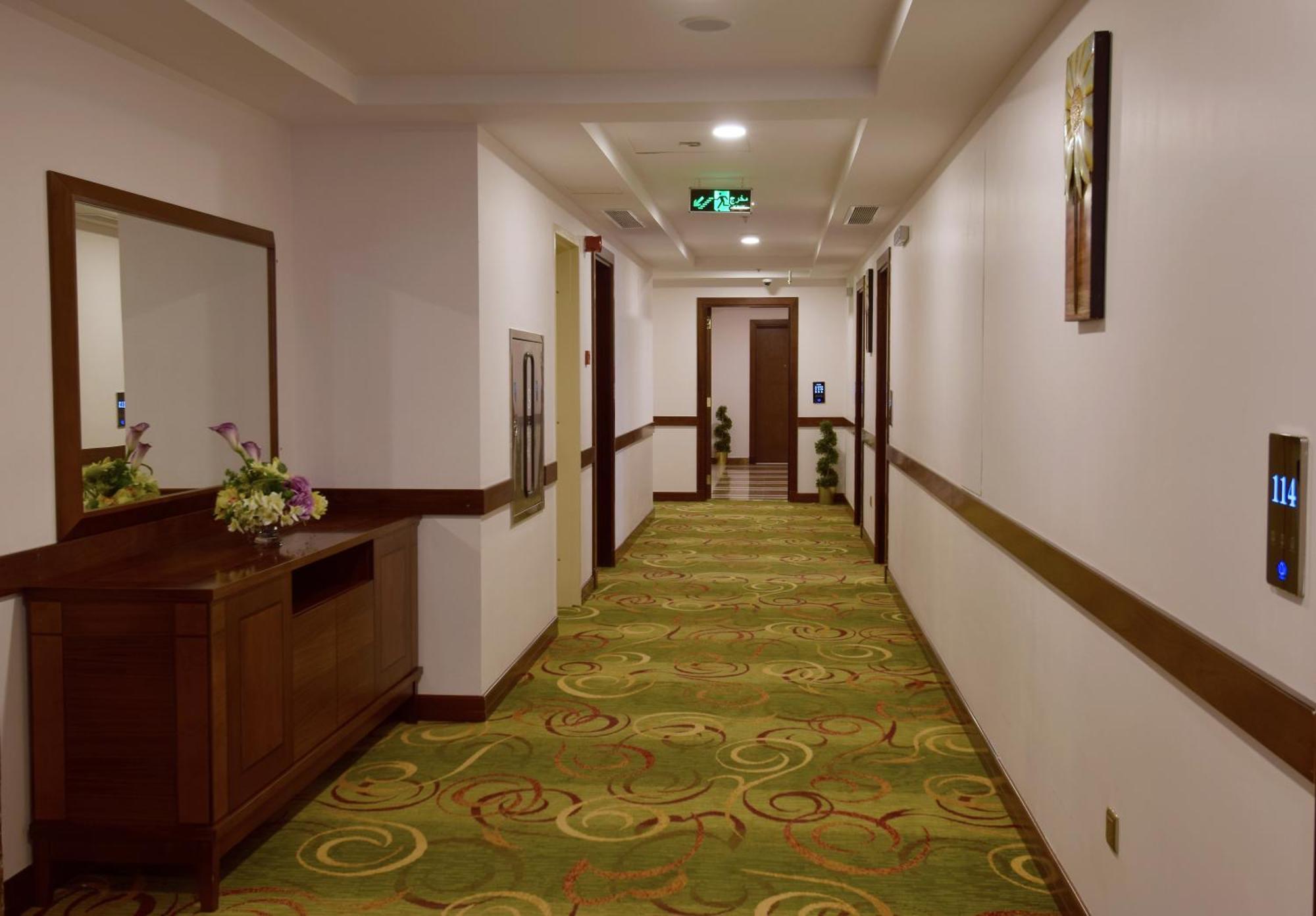 Zaha Al Munawara Hotel Medina Luaran gambar