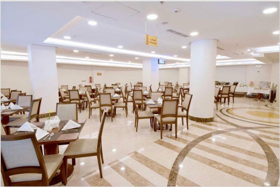 Zaha Al Munawara Hotel Medina Luaran gambar